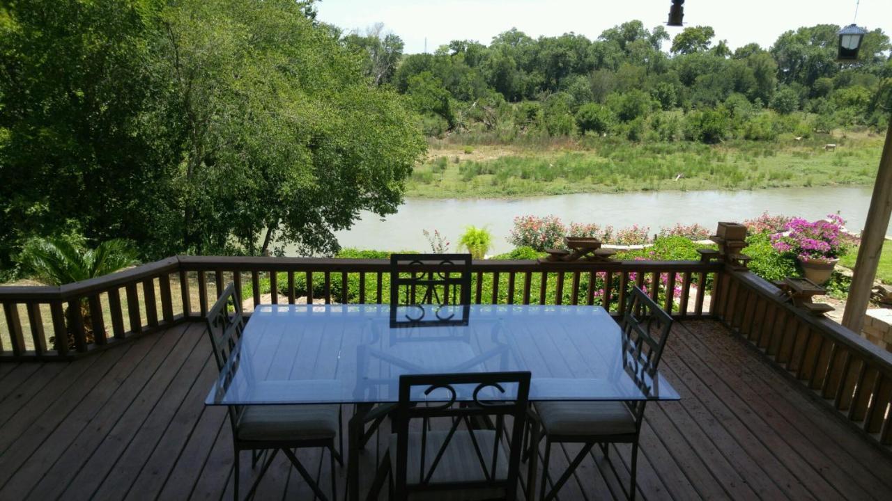 The Perry Riverhouse Bastrop Exterior foto
